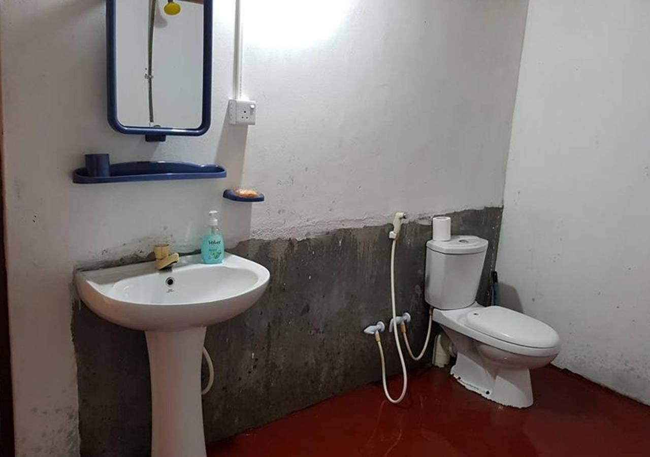 Hotel Ganesh Gate Pottuvil Zewnętrze zdjęcie